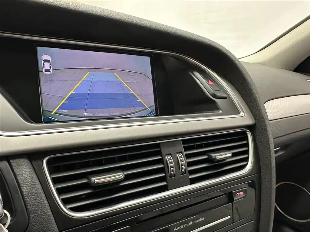 Audi A4 (Import) 2013 40 TFSI allroad quattro Luxury фото 12