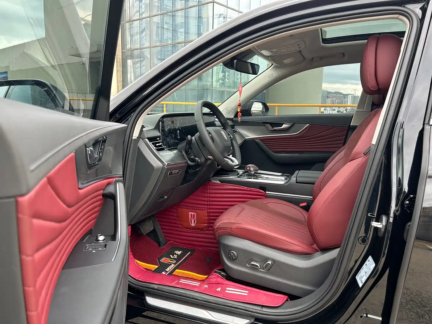 Hongqi HS5 2023 2.0T Flag Enjoy Pro Edition фото 4