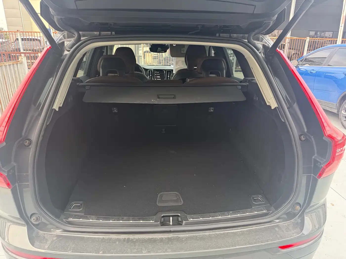 Фото 15 - Volvo XC60