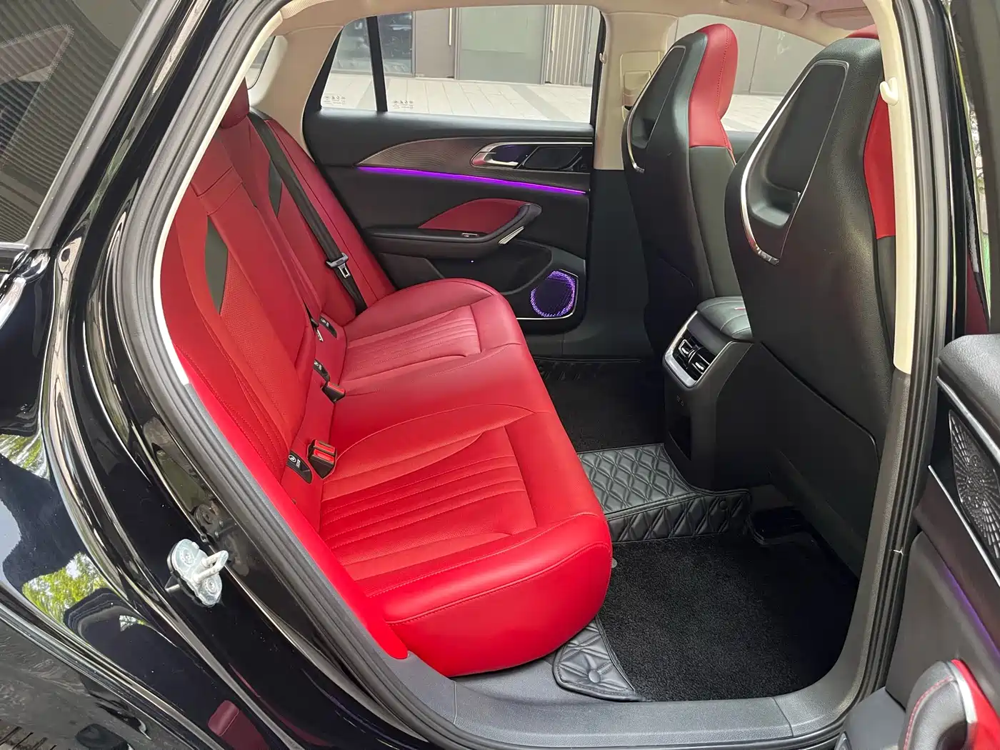 Hongqi H6 2024 Model 2.0T Elegance Edition фото 26