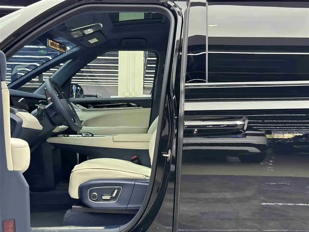 ZEEKR EXTREME KRYPTON 009