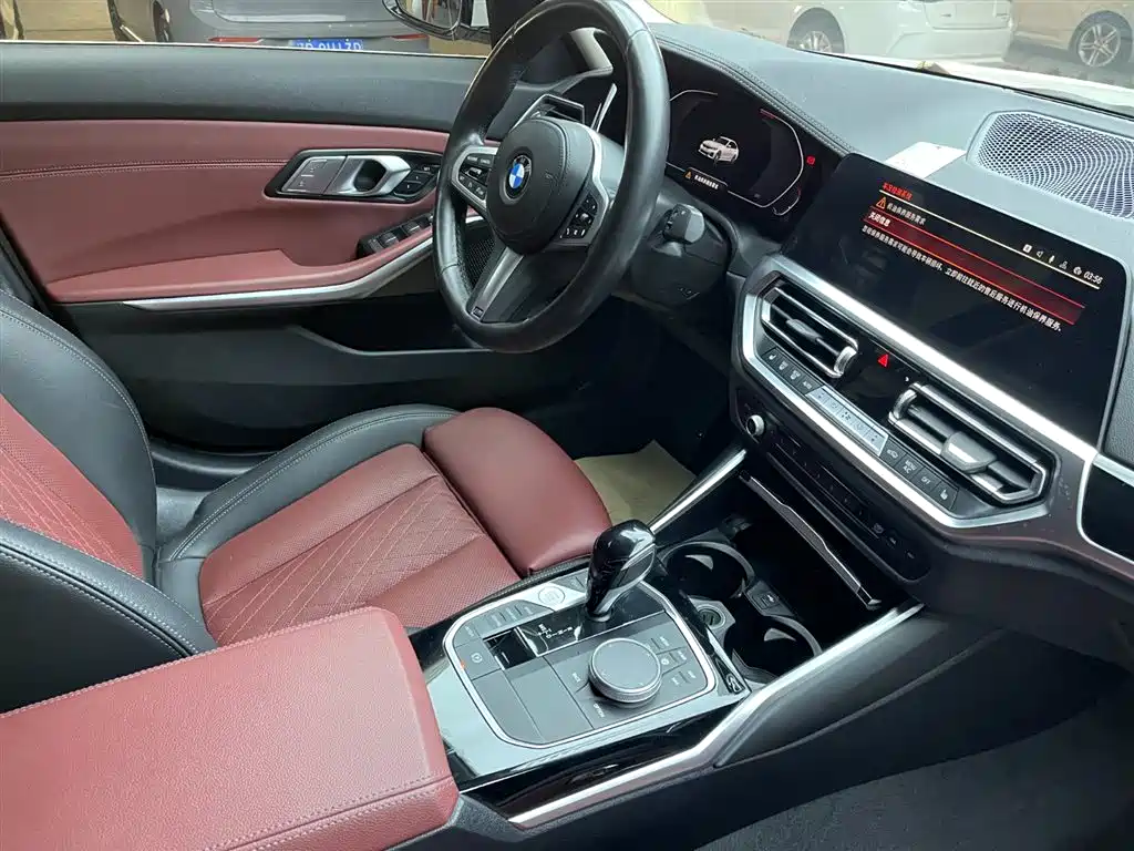BMW 3 Series 2022 320Li M Sport Package фото 33
