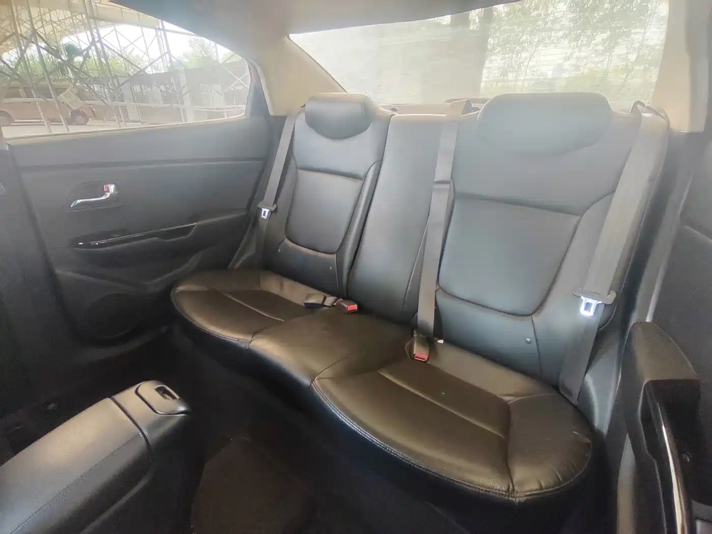 Kia K2 2013 2012 Sedan 1.6L AT Premium Commemorative Edition