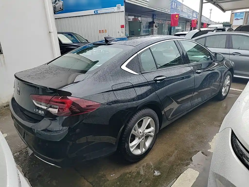Фото 7 - Buick Regal