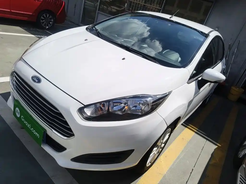 Ford Fiesta 2014 2013 Hatchback 1.5L Manual Trend