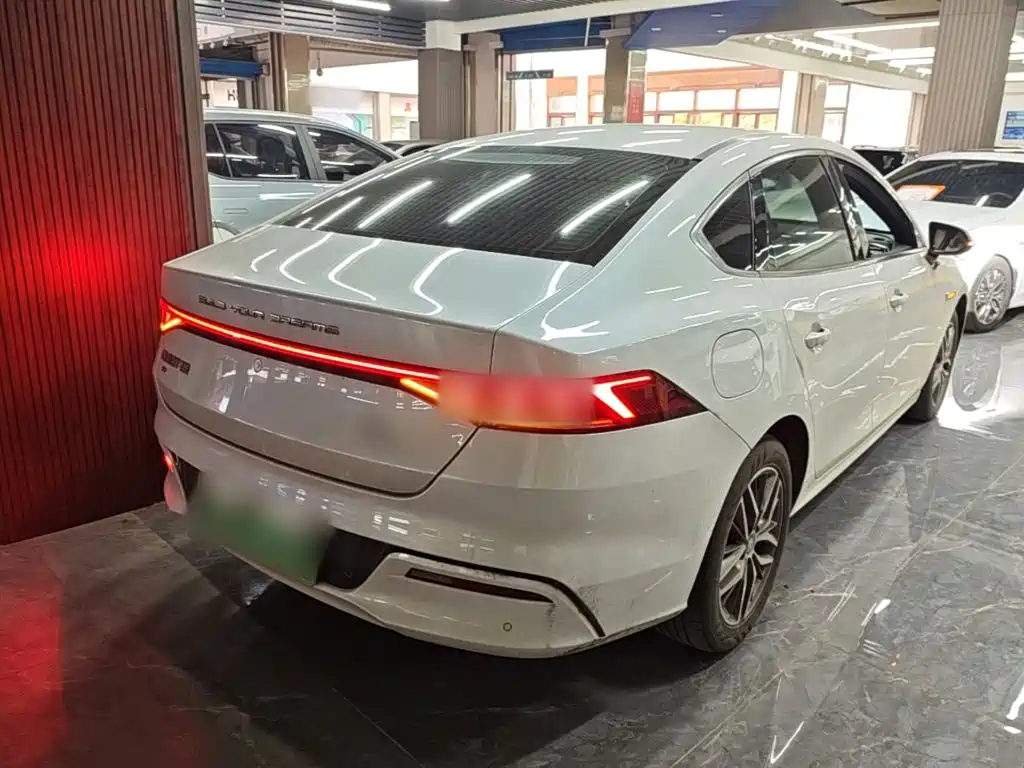 Photo 7 - BYD Qin PLUS