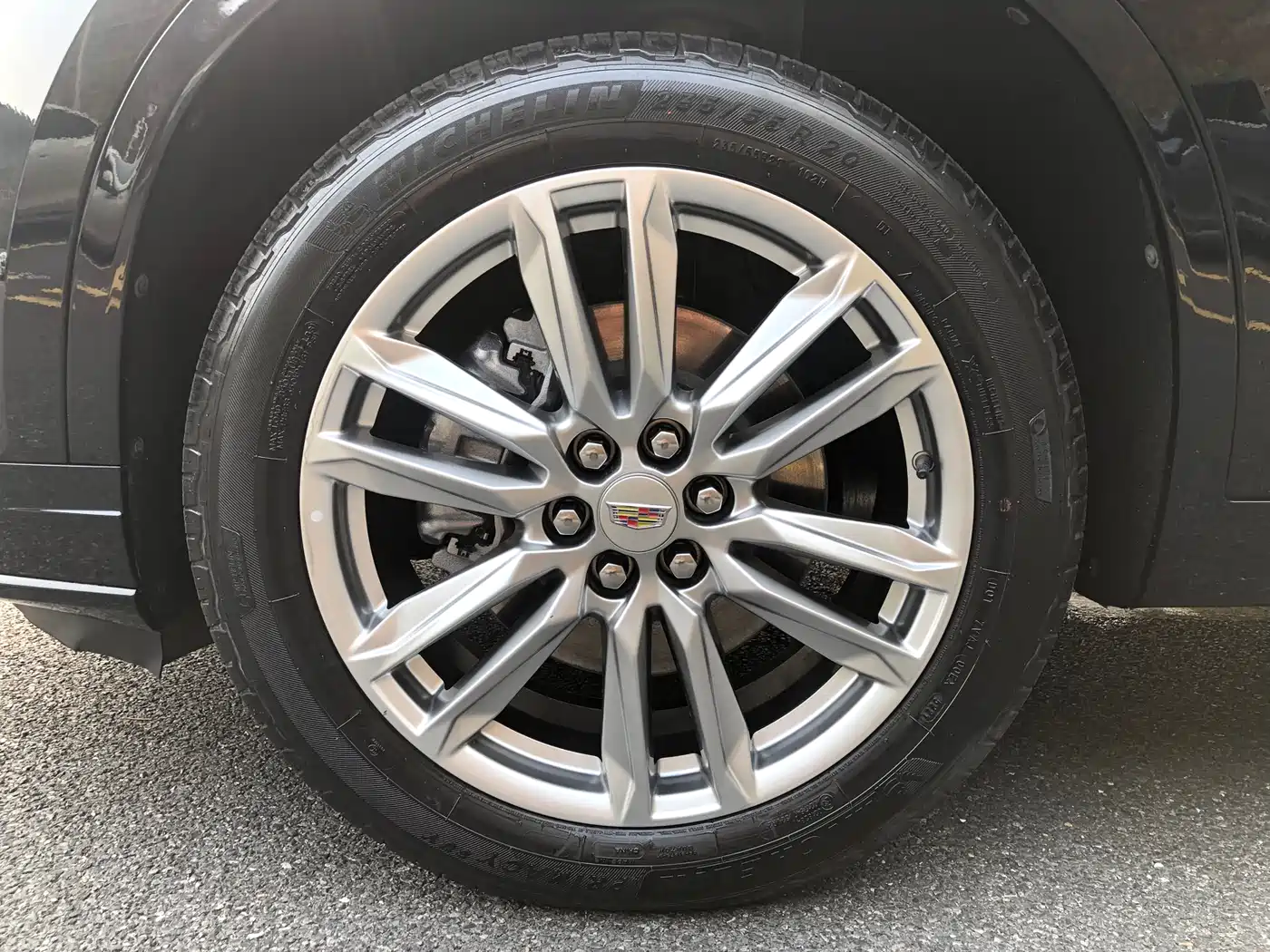 Cadillac XT6 2022 2.0T 6-Seater AWD Luxury Standard Edition фото 24
