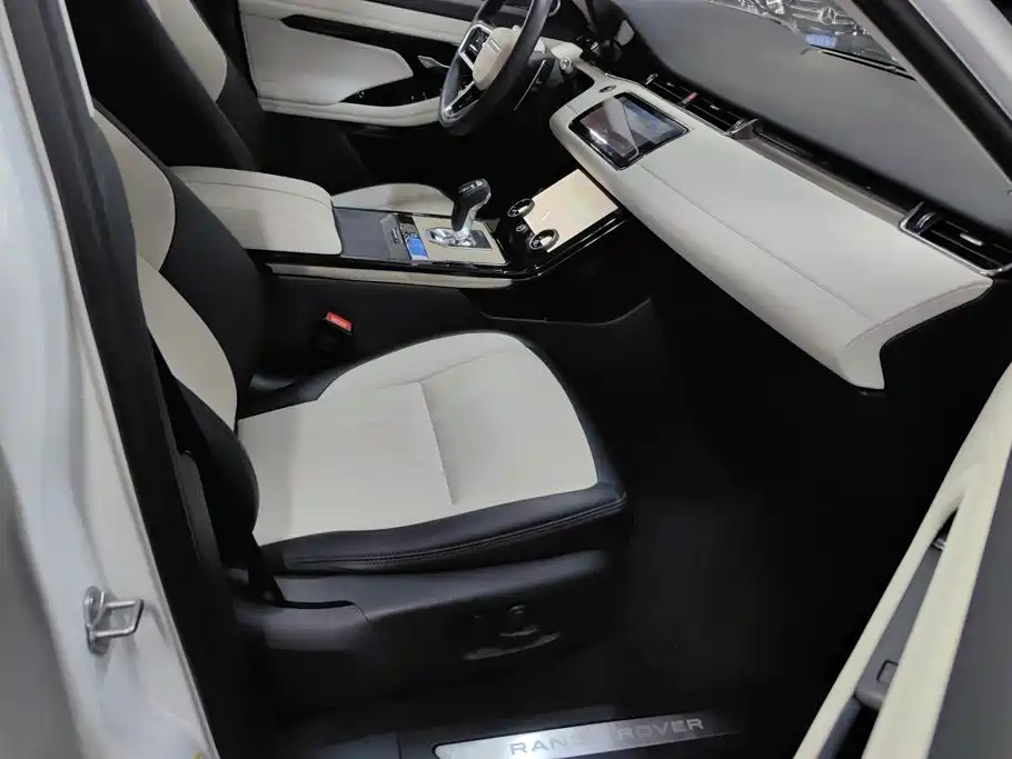 Land Rover Range Rover Evoque New Energy 2021 2021 Range Rover Evoque L P300e Luxury