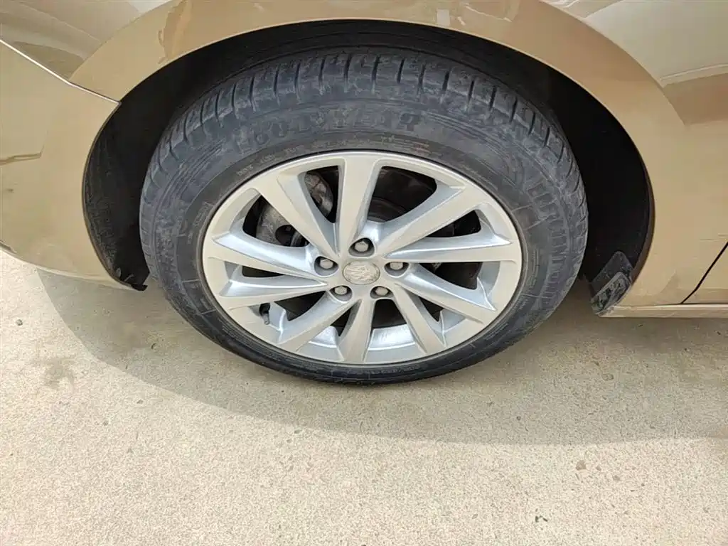 Buick Verano 2017 Sedan 15S Automatic Leading фото 23