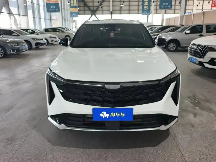Фото 2 - Geely Boyue