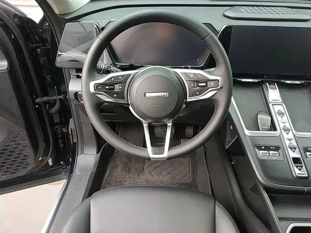 Haval Xiaolong MAX 2023 1.5L Hi4 105 4WD Pilot Edition фото 11