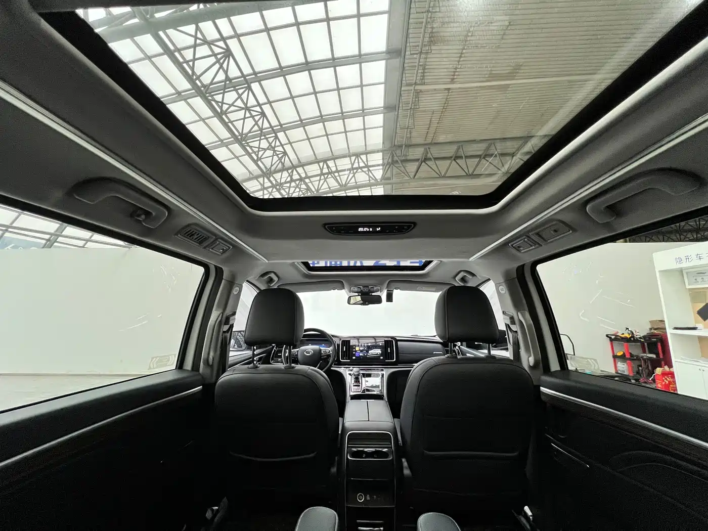 GAC Trumpchi Trumpchi M8 2021 Master Series 390T Ultimate Edition фото 32