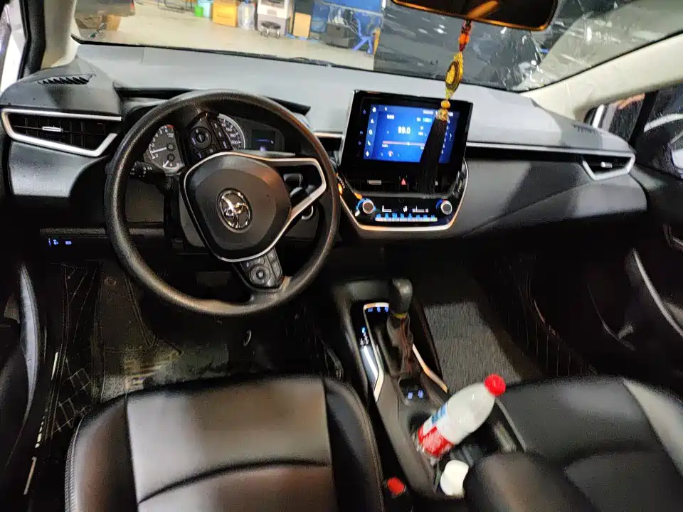 Toyota Corolla 2021 1.2T S-CVT Elite PLUS Edition фото 7