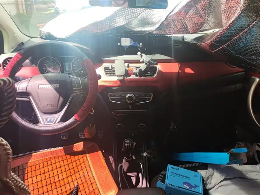 Haval H1 2015 1.5L Manual Luxury фото 12
