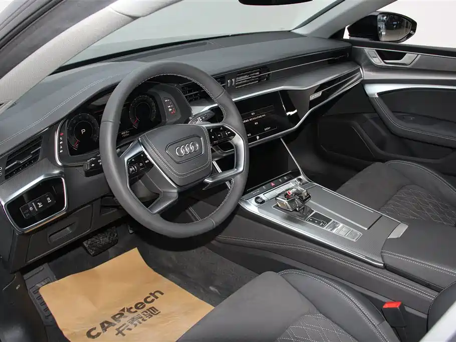 Audi A7L 2024 45 TFSI quattro Premium Luxury фото 23