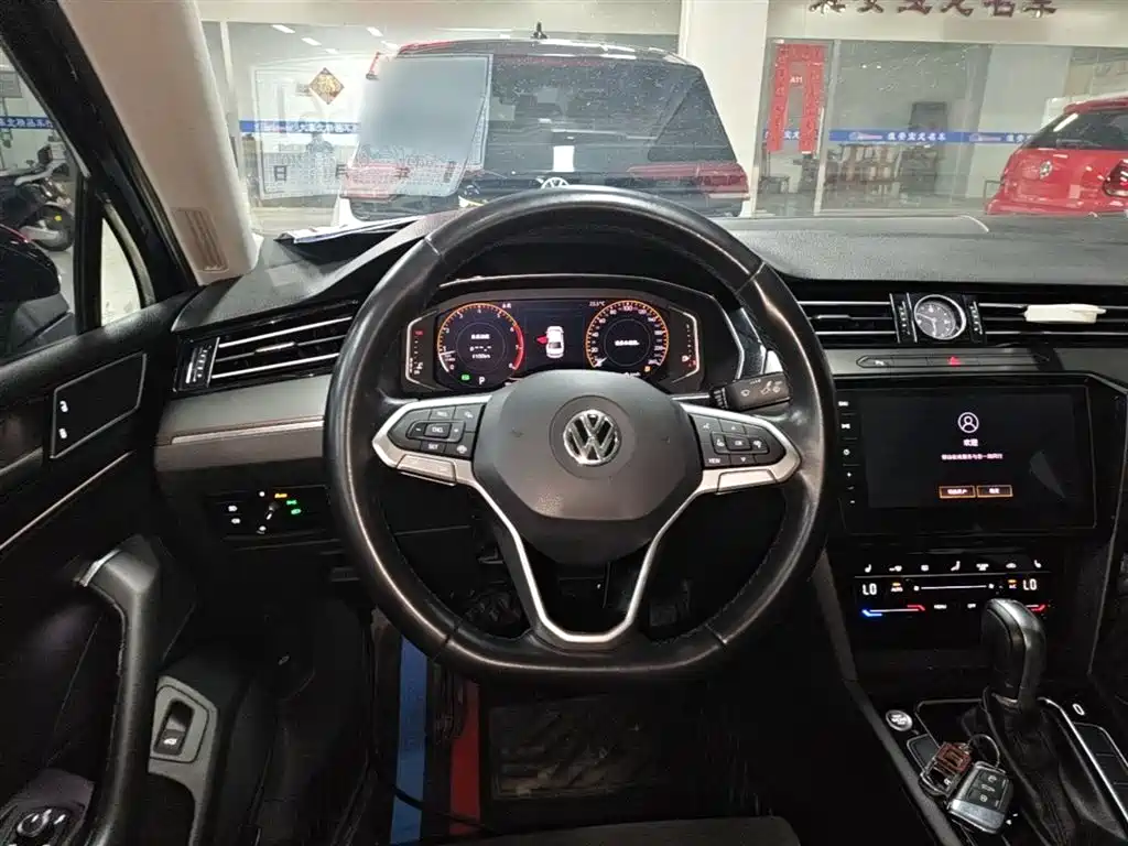 Volkswagen Magotan 2020 330TSI DSG Luxury фото 7