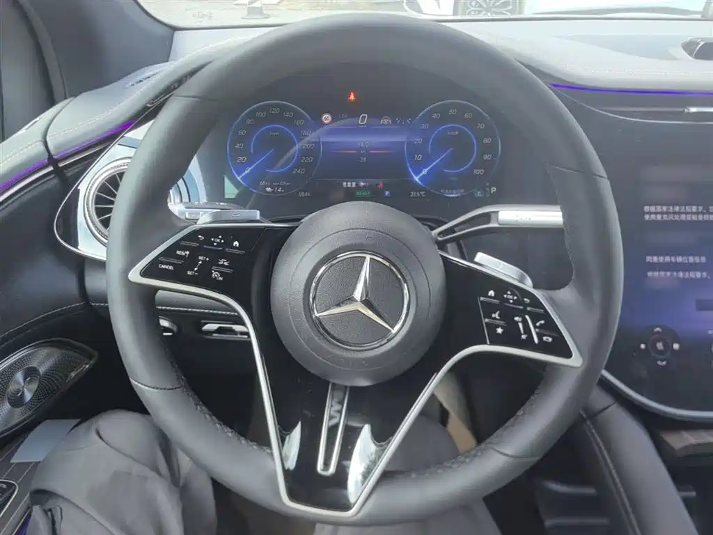 Mercedes-Benz EQS 2025 Model 500 4MATIC фото 11