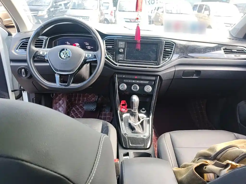 Volkswagen T-Roc, миниатюра 10