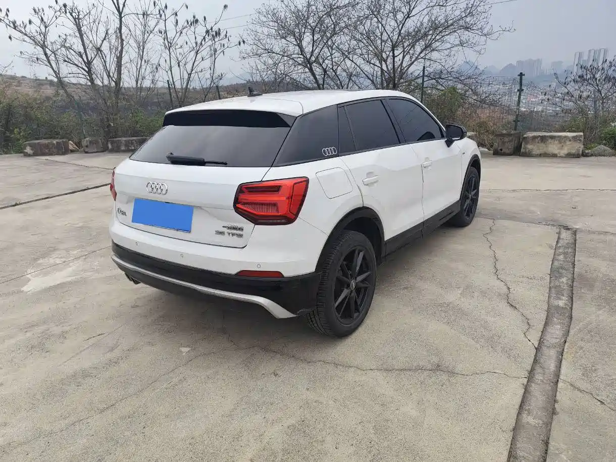 Audi Q2L 2021 35 TFSI Progressive Dynamic фото 13