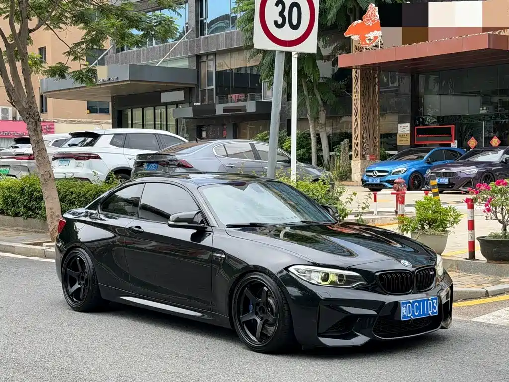 Фото 12 - BMW M2