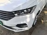 Фото 24 - Baojun 360