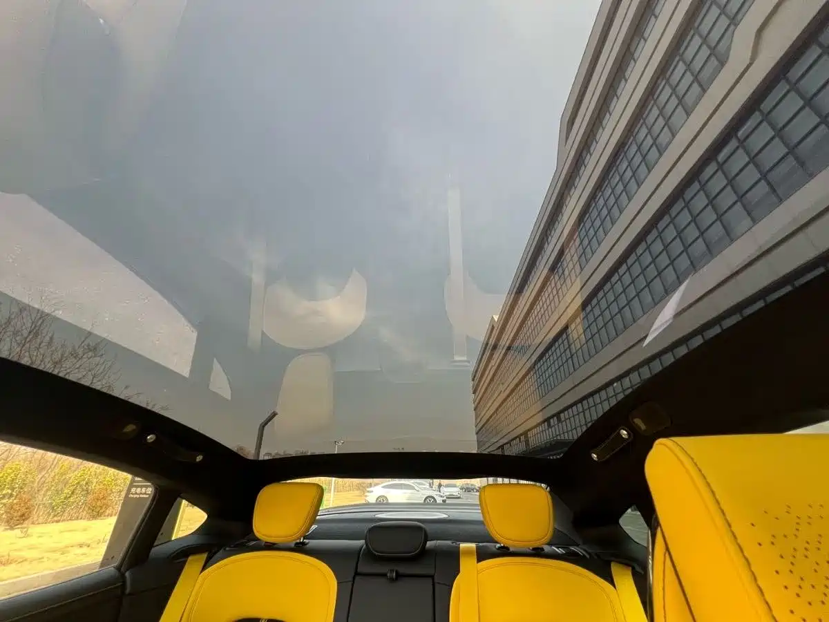 XIAOMI CAR XIAOMI SU7 ULTRA