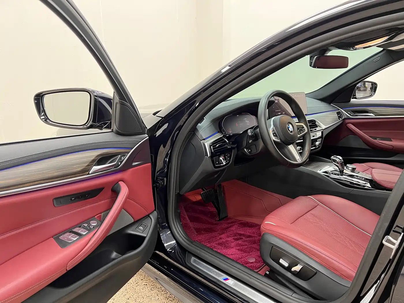 BMW 5 Series 2022 Facelift 530Li Leading M Sport Package фото 11