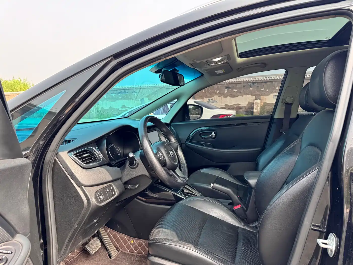 Kia Carens 2013 2.0L 5-Seat Auto Comfort China IV фото 6