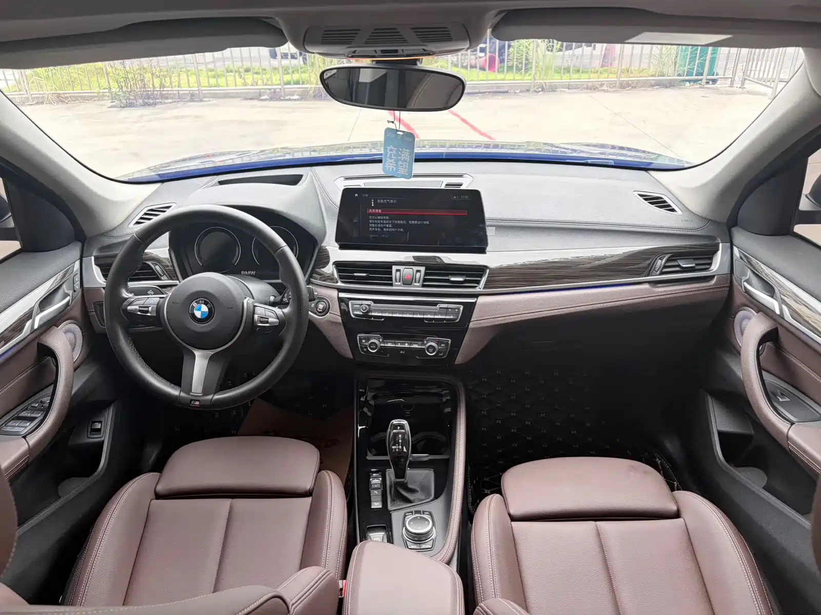 Фото 11 - BMW X1