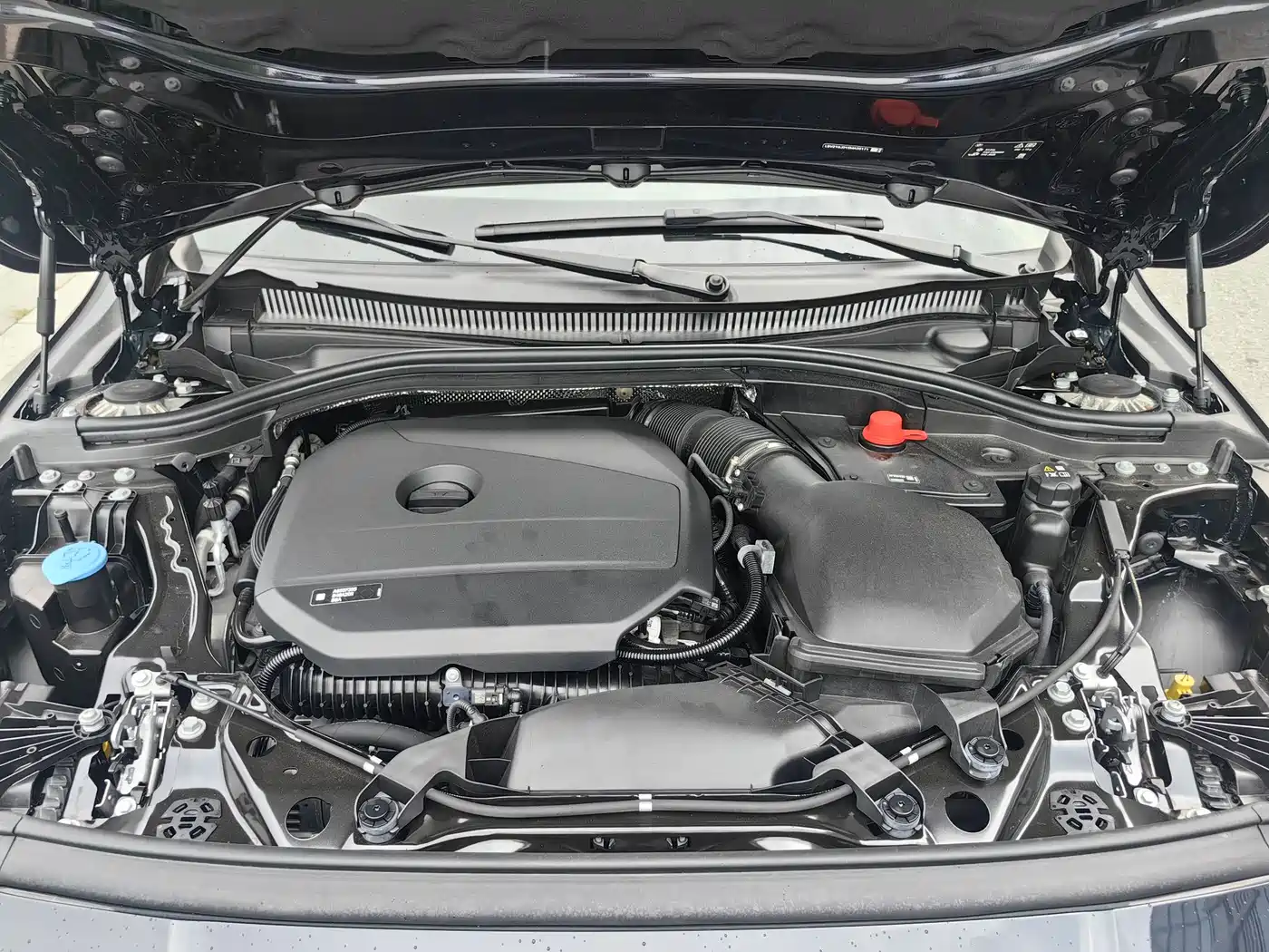 BMW 2 Series 2025 225L M Sport Moonlight Package фото 19