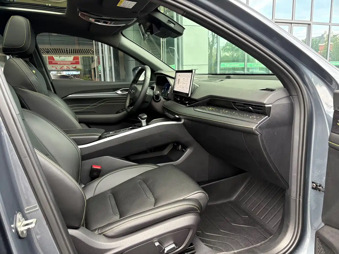 Фото 8 - Geely Preface