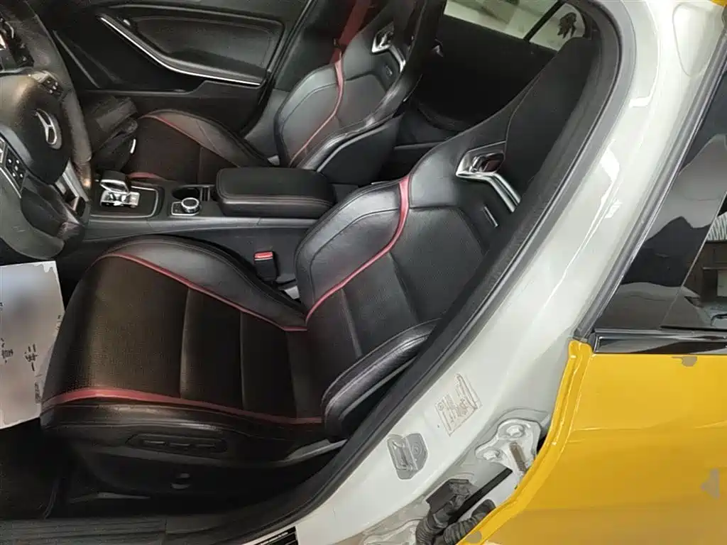 Mercedes-Benz A-Class AMG (Import) 2014 AMG A 45 4MATIC фото 15