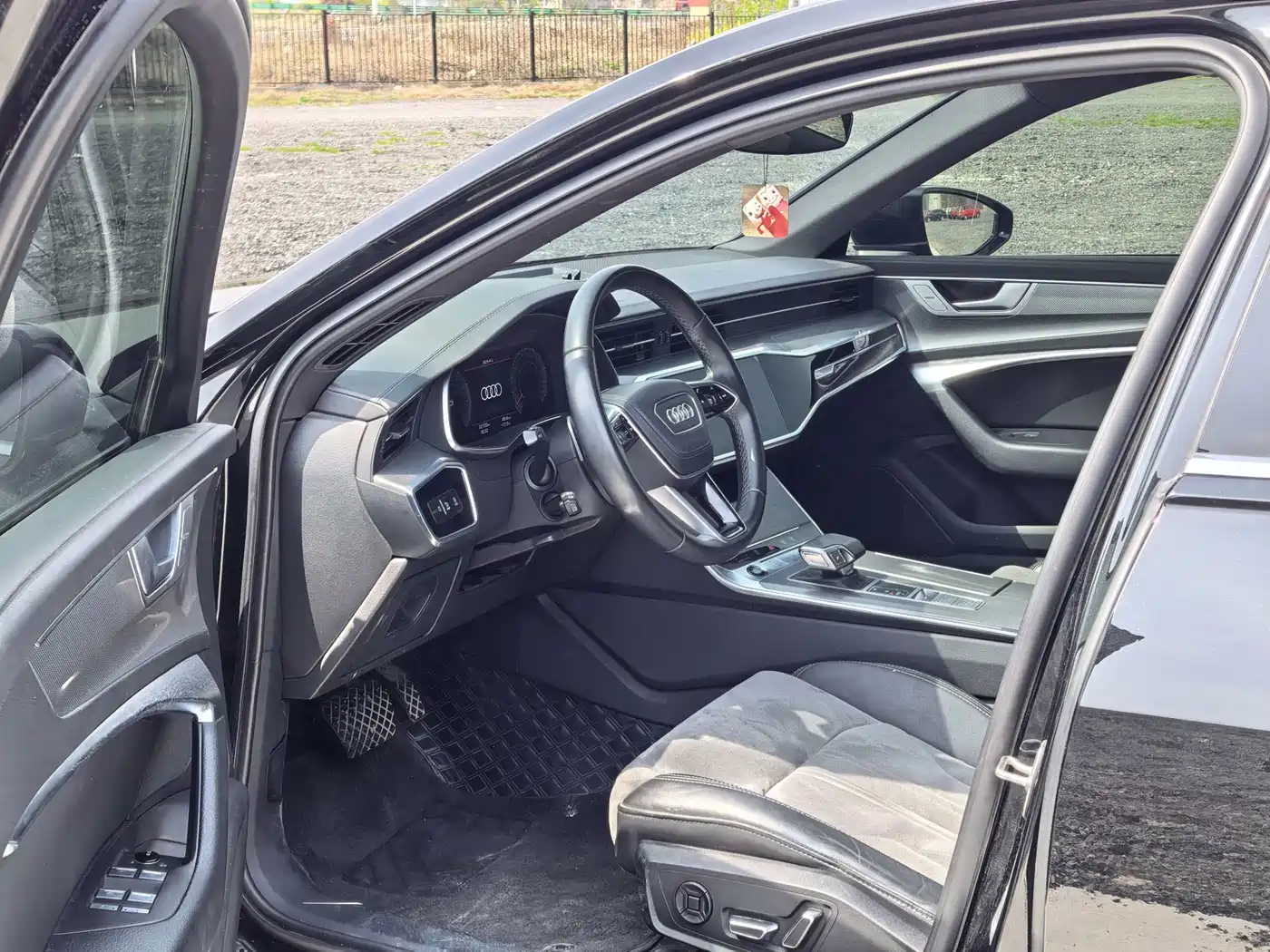 Audi A6L 2024 40 TFSI Luxury Dynamic фото 9