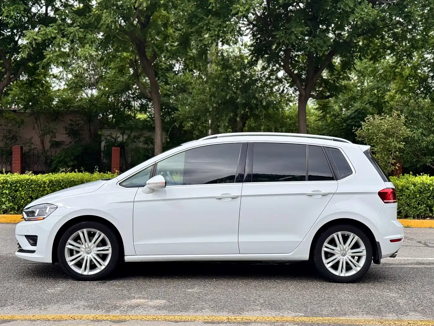 Volkswagen Golf Sportsvan 2018 280TSI Automatic Luxury фото 4