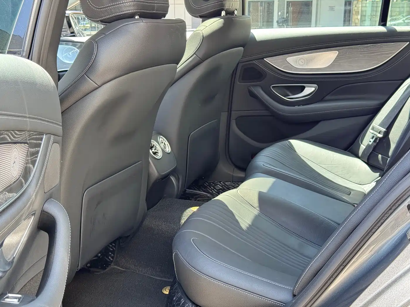 Mercedes-Benz CLS 2022 CLS 300 Dynamic фото 12