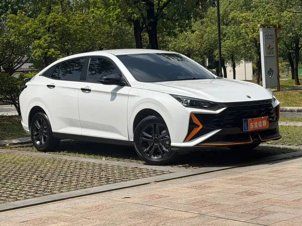 Dongfeng Aeolus Yixuan 2025 2023 Mach Edition 1.5L Automatic Shadow Chase Edition