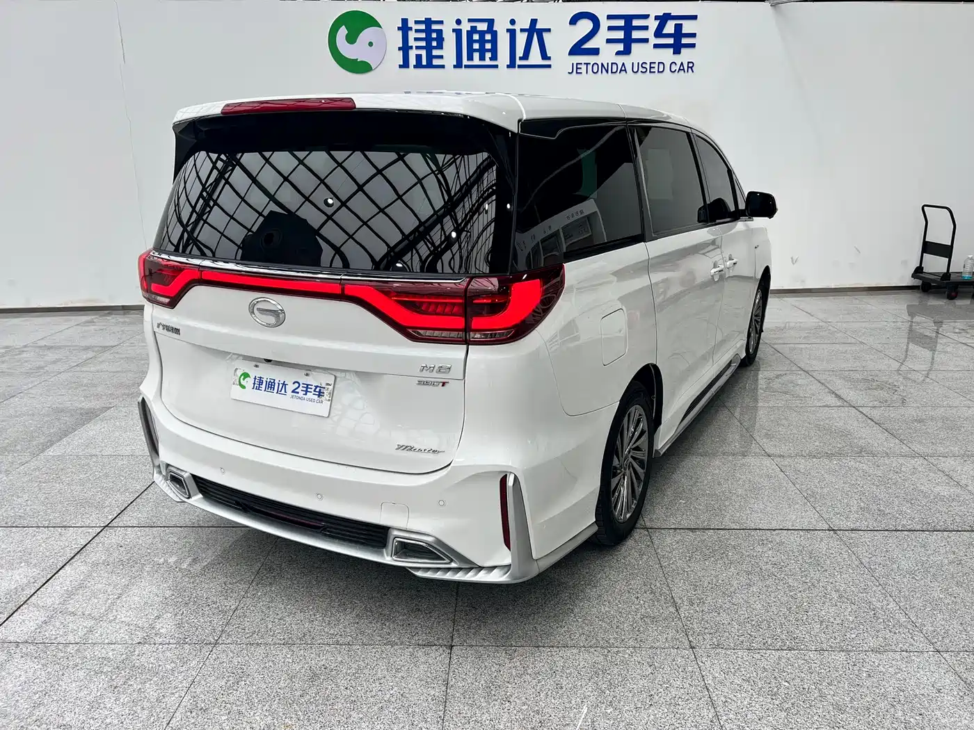 GAC TRUMPCHI M8