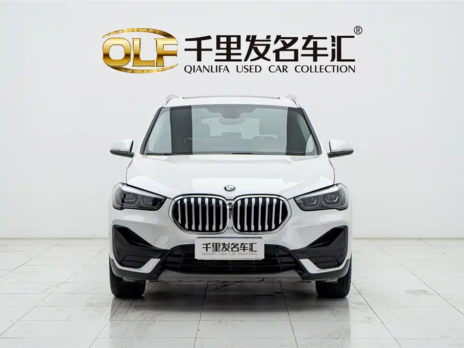 BMW X1 2021 sDrive25Li Leading фото 2