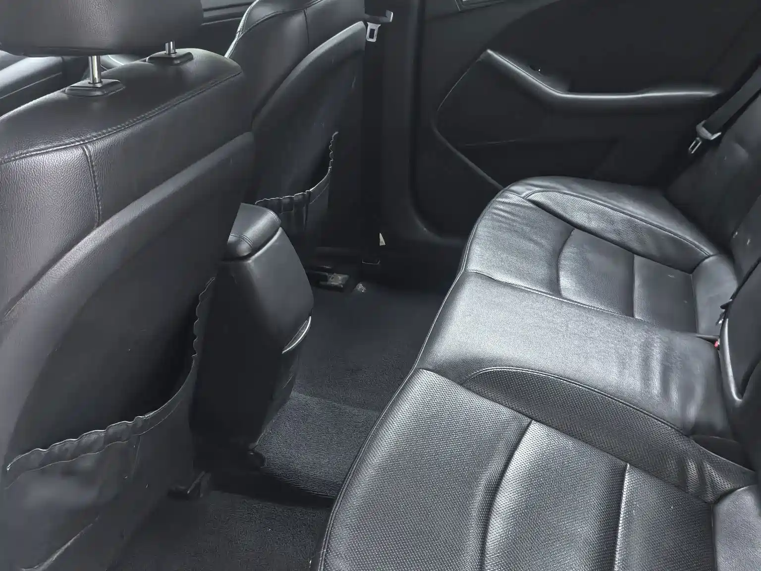 Photo 8 - Kia K5