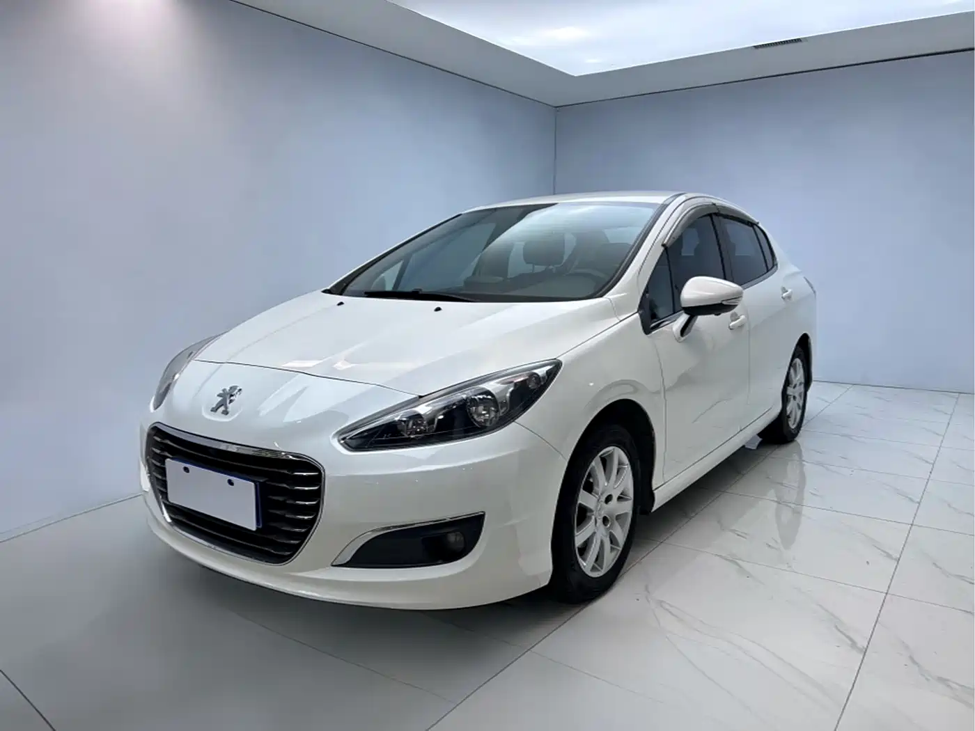 Peugeot 308 2014 Model Joy Edition Classic 1.6L Automatic Superior Style