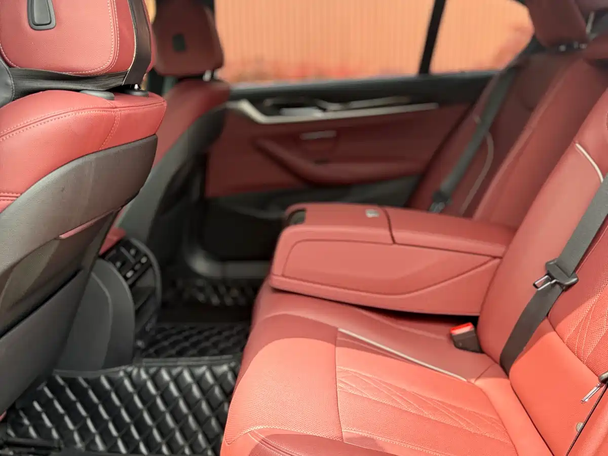 BMW 5 Series 2022 525Li M Sport Package фото 24