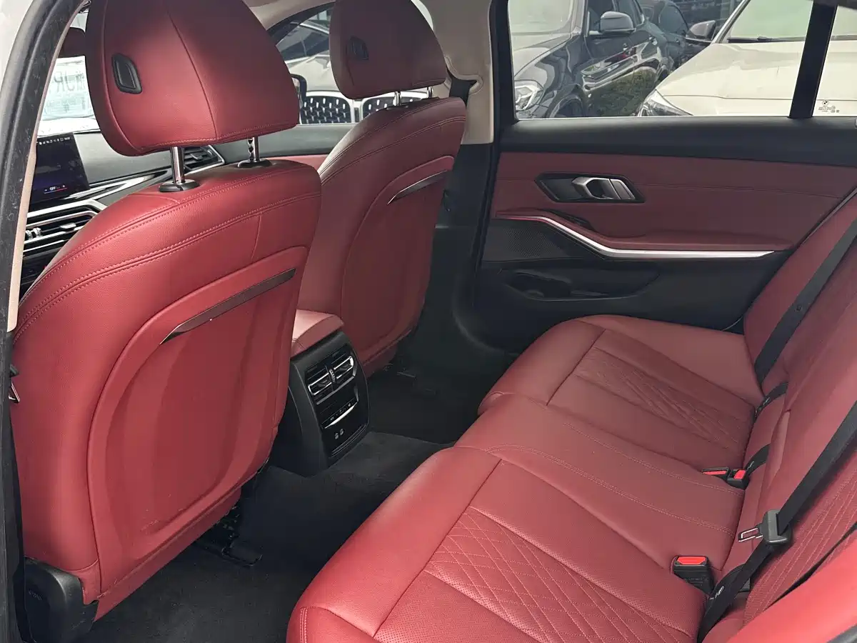 BMW i3 2022 eDrive 35 L фото 5