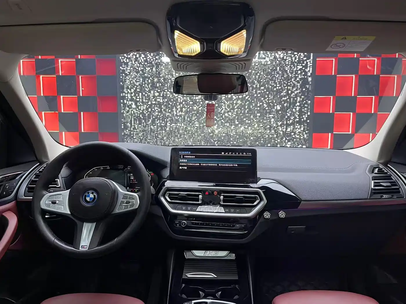 BMW iX3 2024 Leading Edition фото 12