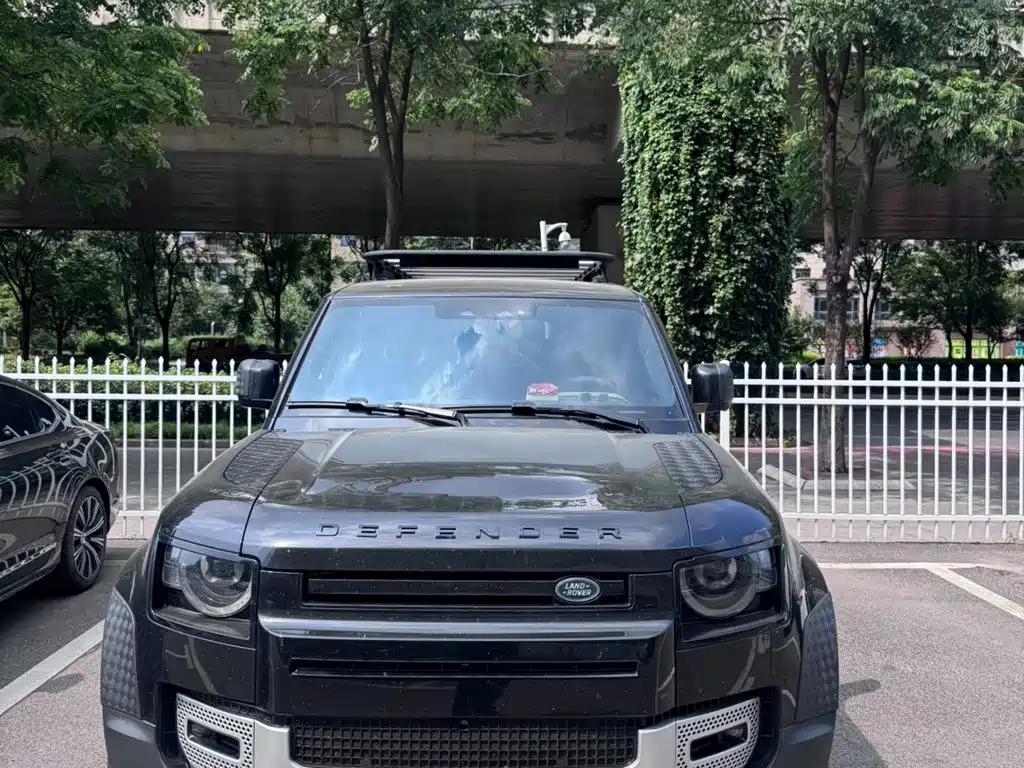 Land Rover Defender 2025 2025 110 3.0T P400 Dark Special Edition