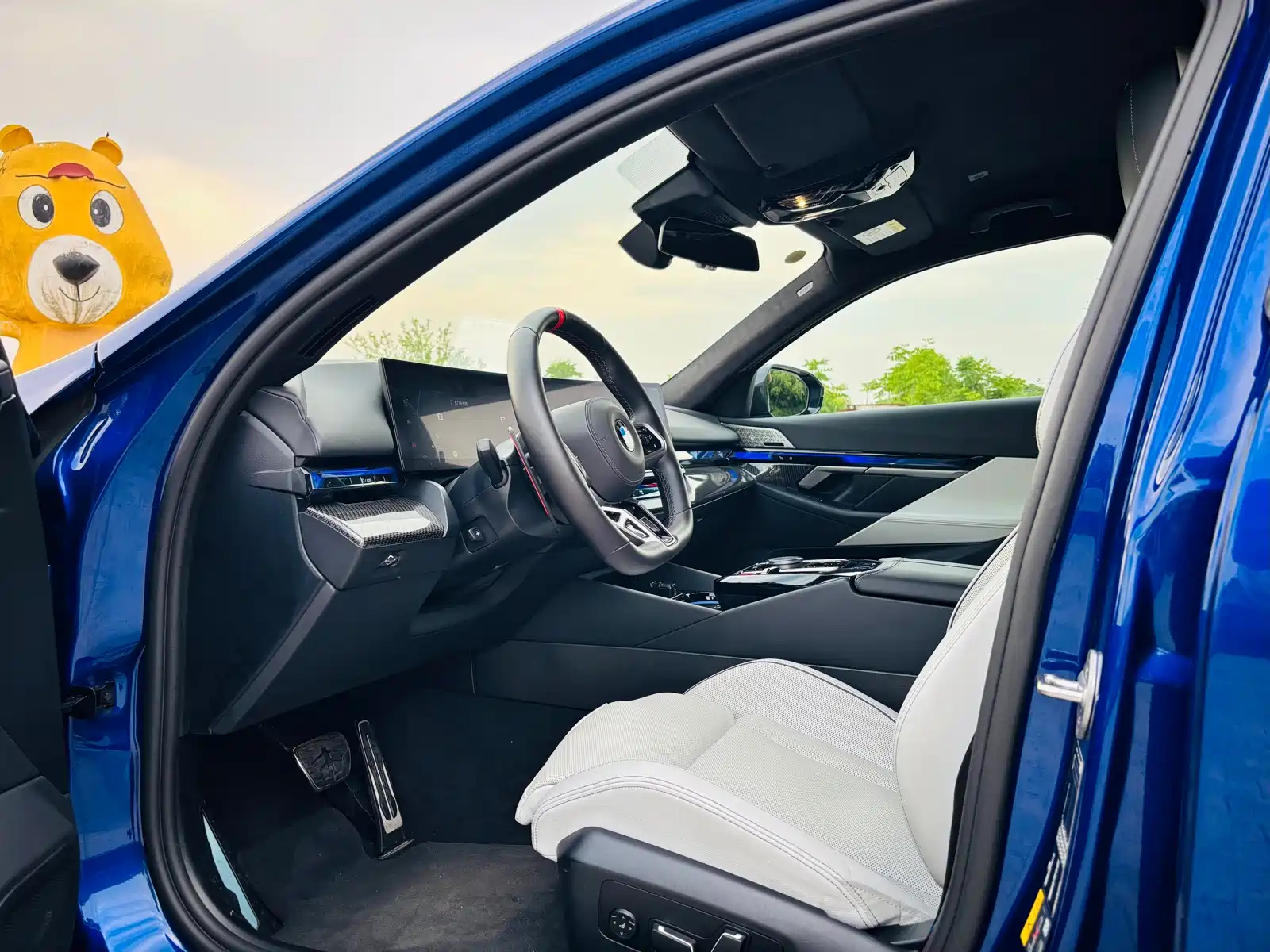 Фото 9 - BMW M5 New Energy