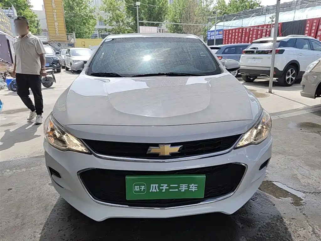 Chevrolet Cavalier 2016 1.5L Manual Enjoyment Edition фото 3