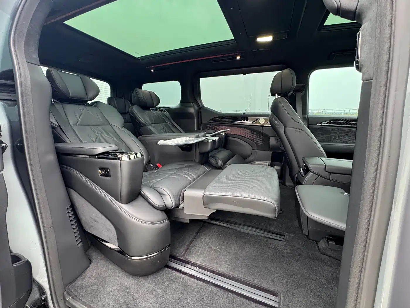 ZEEKR EXTREME KRYPTON 009