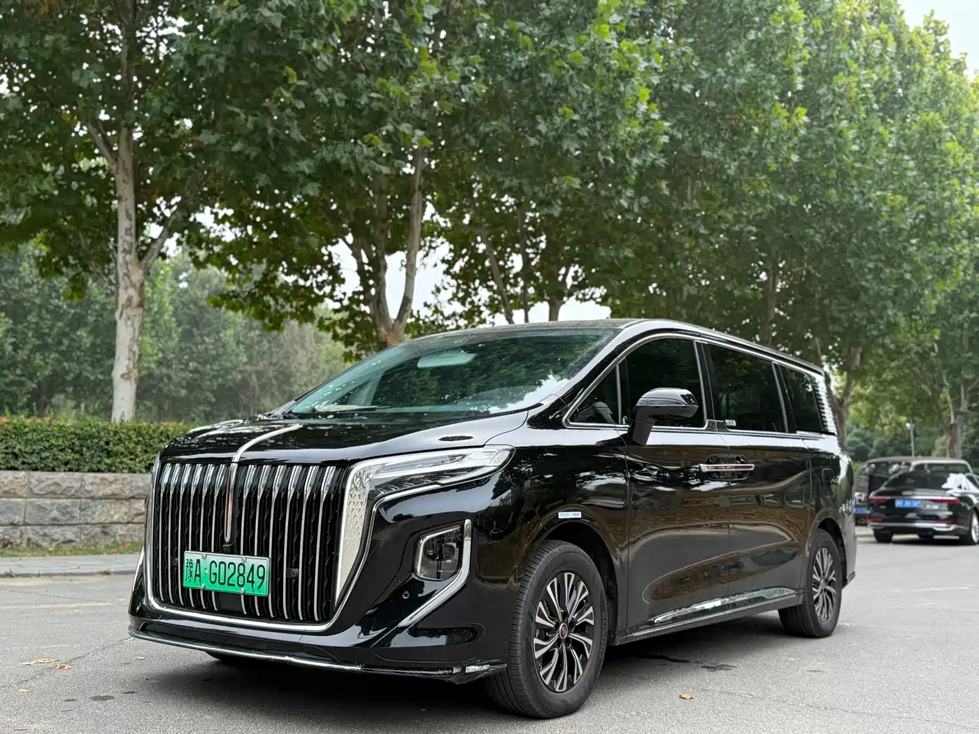 2025 Hongqi HQ9 PHEV