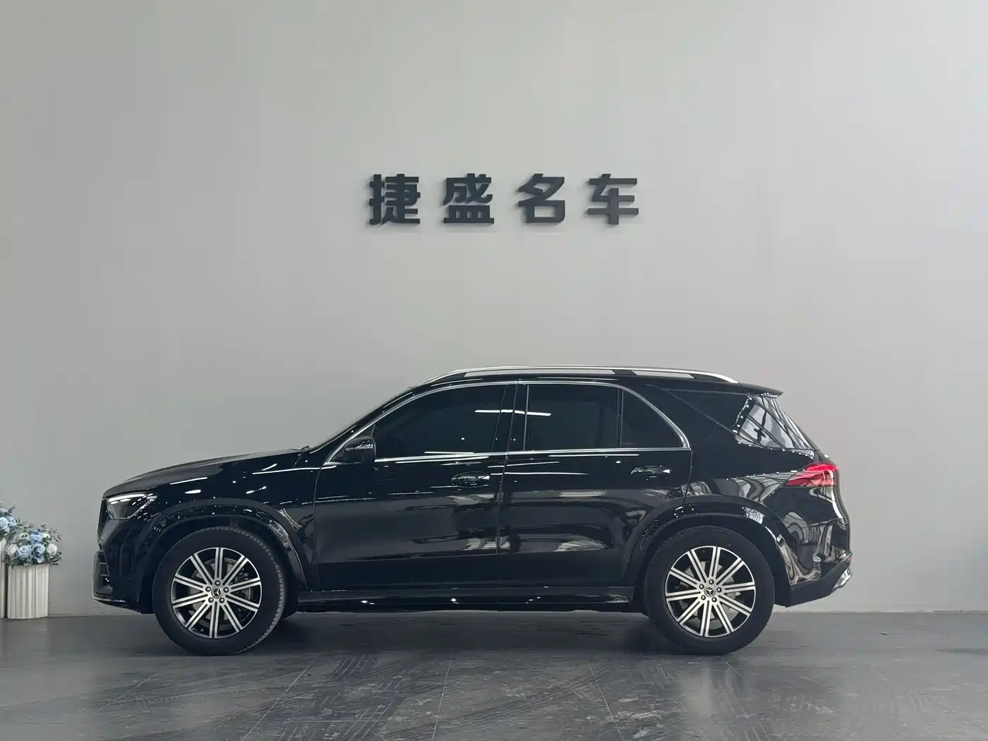 Mercedes-Benz GLE 2023 GLE 350 4MATIC Fashion фото 3