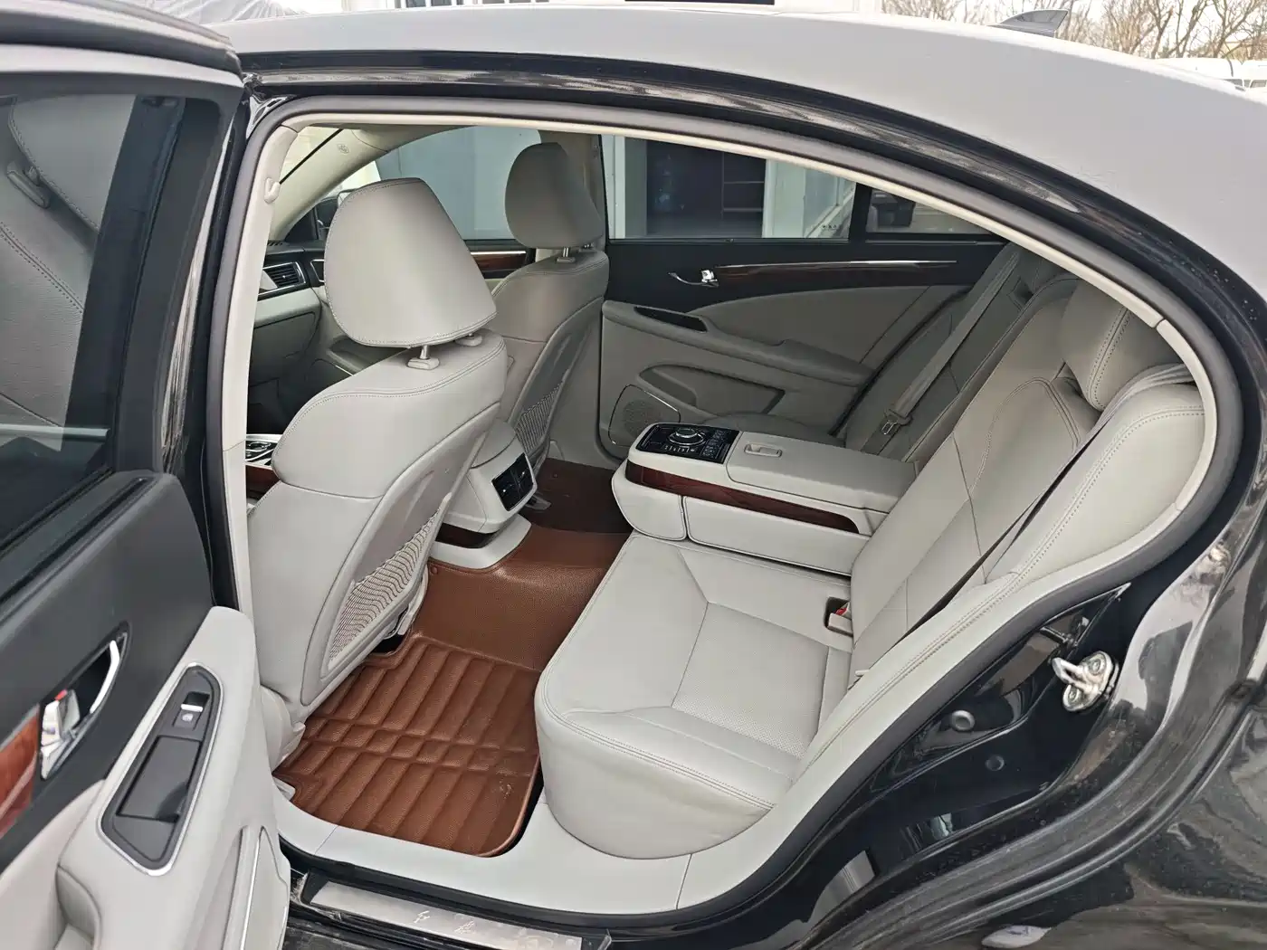Hongqi H7 2015 2.0T Luxury фото 8